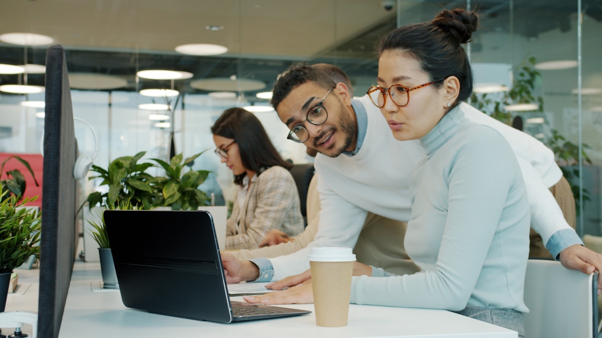 The Missing Handovers: Why AI Speed Costs You the Conversations That Catch Bugs